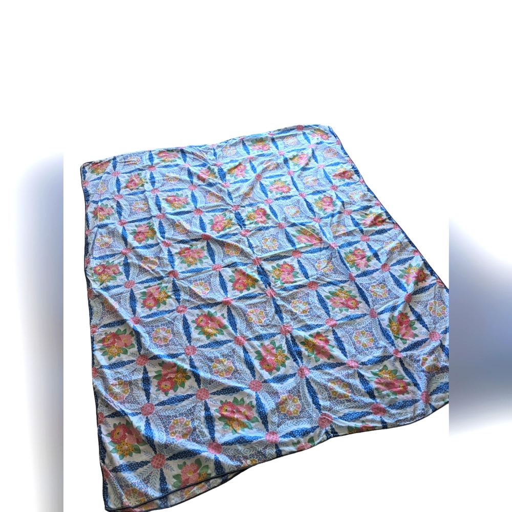 VINTAGE HOME MADE DUVET COVER FOR TWIN OR FULL BED